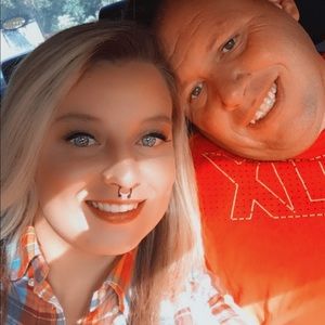 Meet your Posher, Kendra